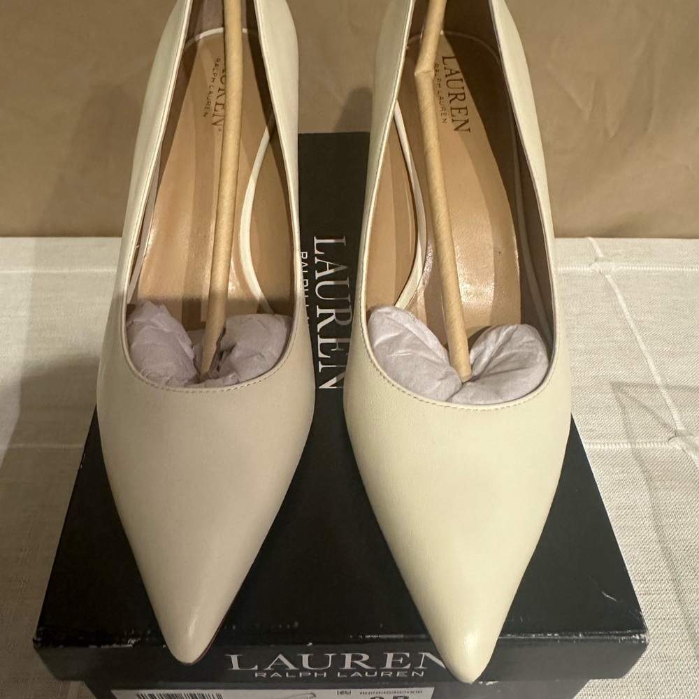 Ralph Lauren Cream Heels with Pointed Toe